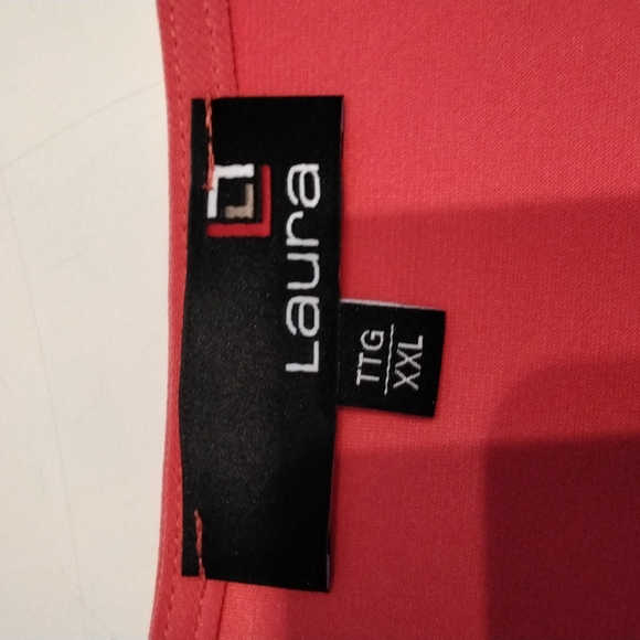 NWOT LAURA ladies sleeveless top in coral with goldtone band at neckline - Picture 6 of 8